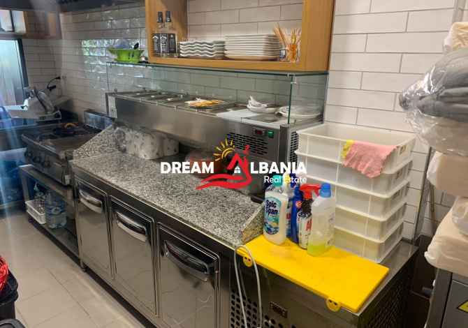 Shitet Dyqan Bar Kafe Piceri i mobiluar luks me arkitekt ne Don Bosko (ID 4171172 )