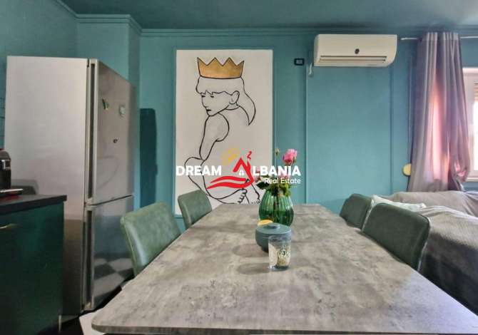 Shtepi ne shitje Apartament ne Tirane, 2+1, Mobilimi E mobiluar, Pagesa 244,980  Euro.