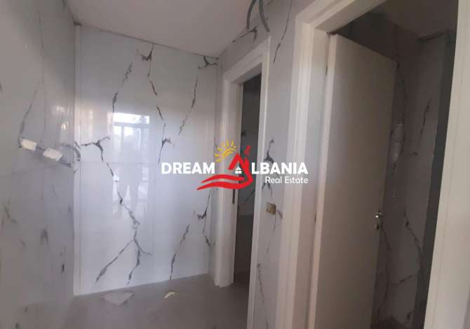 Business Property for Rent 1+1 in Tirana - 1,300 Euro