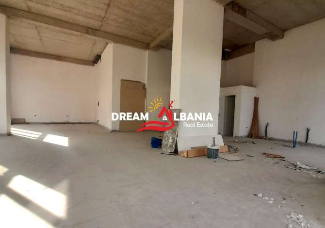 Business Property for Rent 1+1 in Tirana - 1,300 Euro