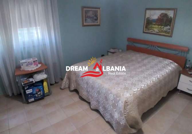 Shtepi ne shitje Apartament ne Tirane, 2+1, Mobilimi E mobiluar, Pagesa 252,000  Euro.