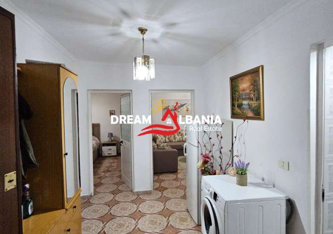 Shtepi ne shitje Apartament ne Tirane, 2+1, Mobilimi E mobiluar, Pagesa 145,000  Euro.