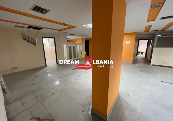 Ambient biznesi me qera 3+1 ne Tirane - 5,000 Euro