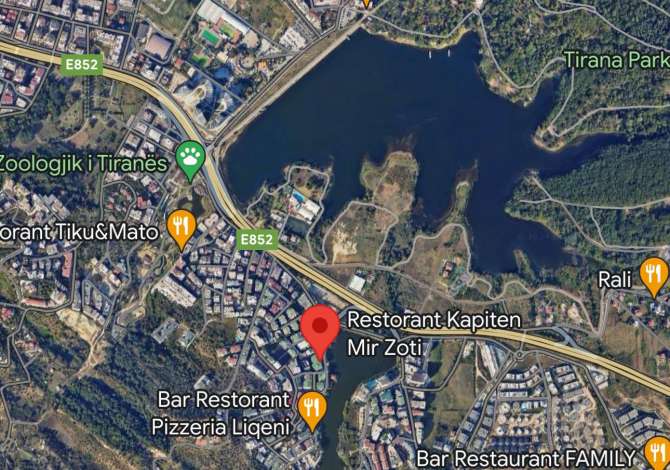 Ambiente Commerciale in Vendita 4+1 a Tirana - 54,000 Euro