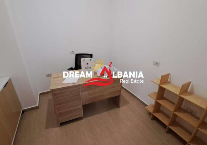 Ambjent biznesi ne shitje ne Rrugen Don Bosko, ne afersi te Vizion+, ne Tirane (ID 4131391)