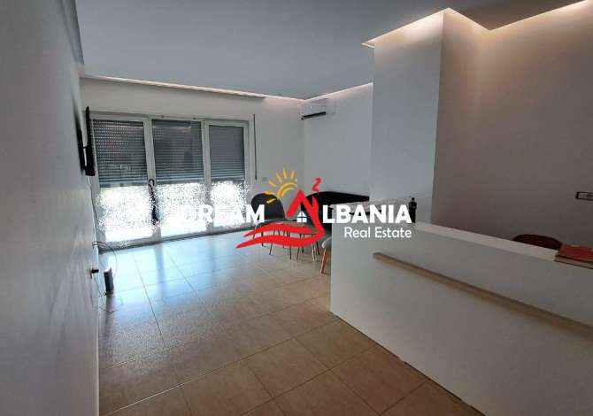 Ambjent biznesi ne shitje ne Rrugen Don Bosko, ne afersi te Vizion+, ne Tirane (ID 4131391)