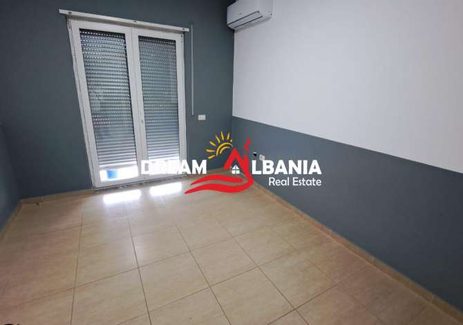 Ambjent biznesi ne shitje ne Rrugen Don Bosko, ne afersi te Vizion+, ne Tirane (ID 4131391)