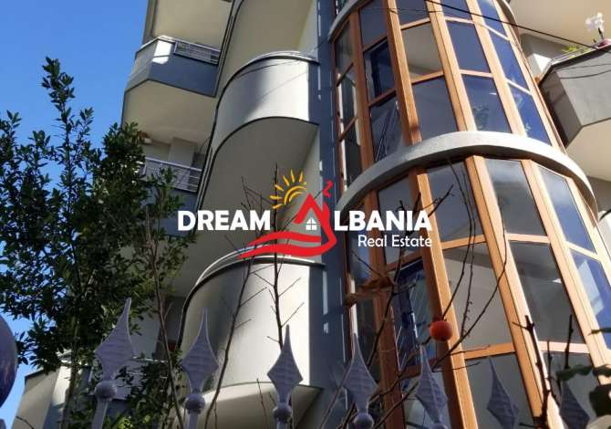 Casa in vendita 7+1 a Tirana - 730,000 Euro