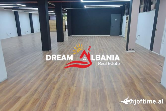 Business Property for Rent 3+1 in Tirana - 2,500 Euro
