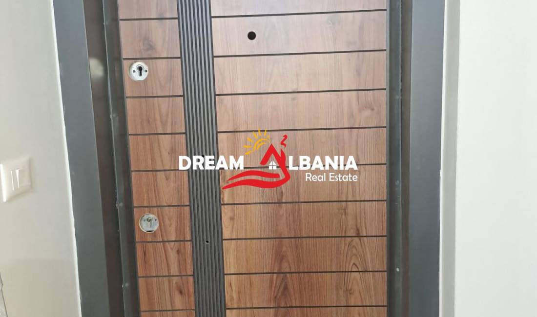 Jepet me qera ambient zyre ne qender tek 9 kateshet (ID 42611131)