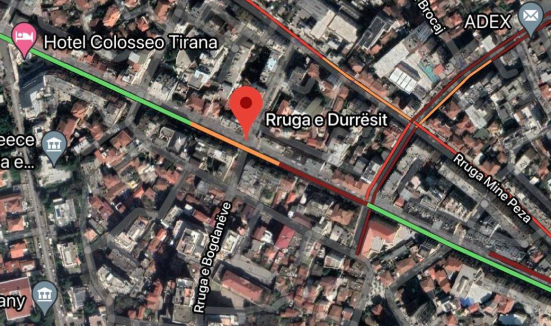 Jepet lokal me qera prane Piaces ne Qender, Tirane ( ID 4271991 )