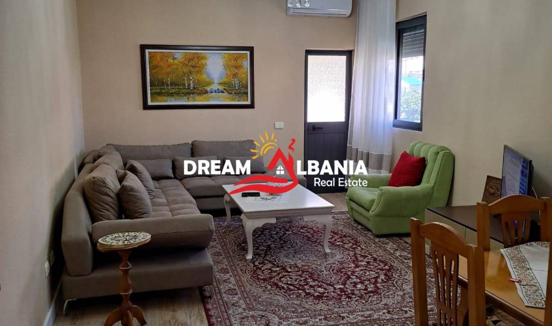 Casa privata/Indipendente in vendita a Durazzo 7+1, Arredato