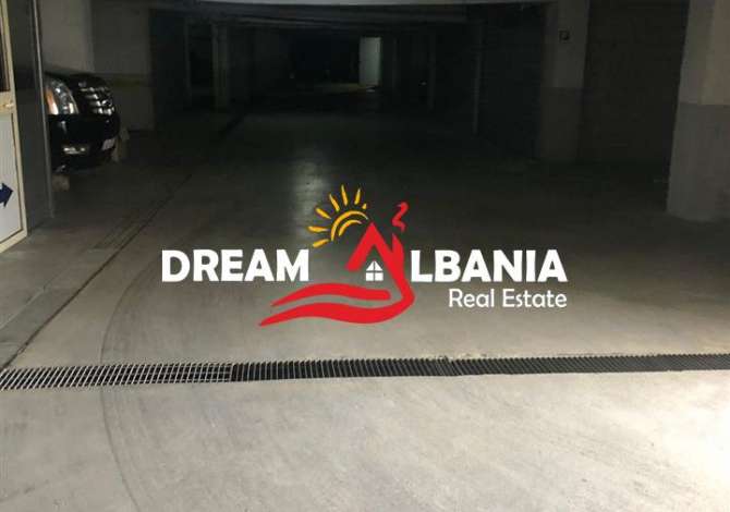 Shitet garazh prane Delijorgjit (ID 4181094)