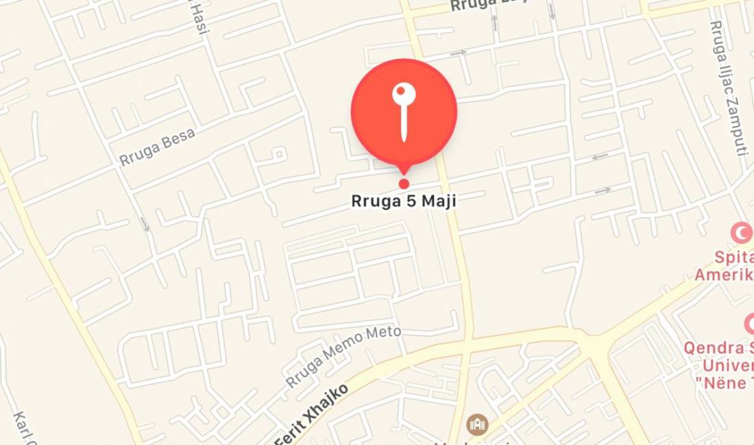 Shitet Dyqan ne Rrugen 5 Maji