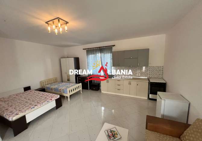 Private house for rent in Tirana 7+1, Emty