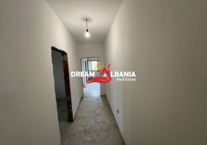 Private house for rent in Tirana 7+1, Emty