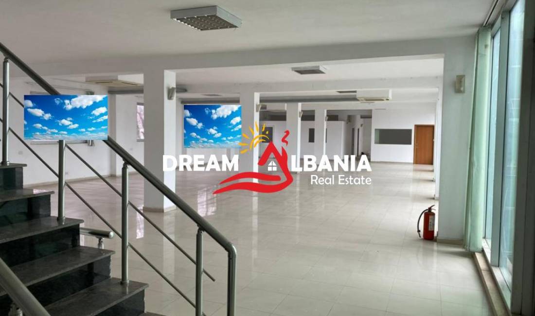 Godine 6 kateshe me qera ne autostraden Tirane-Durres (ID 4251181).