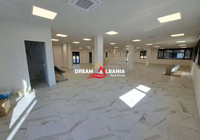 Ambjent zyrash me qera ne autostraden Tirane-Elbasan, prane TEG, ne Tirane (ID 42611042)