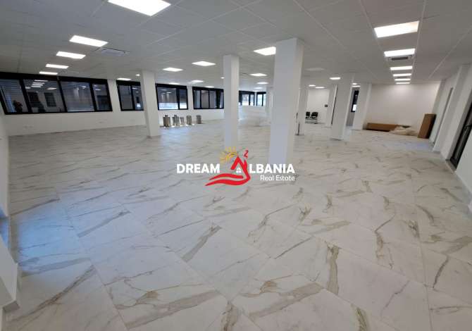 Ambjent zyrash me qera ne autostraden Tirane-Elbasan, prane TEG, ne Tirane (ID 42611042)