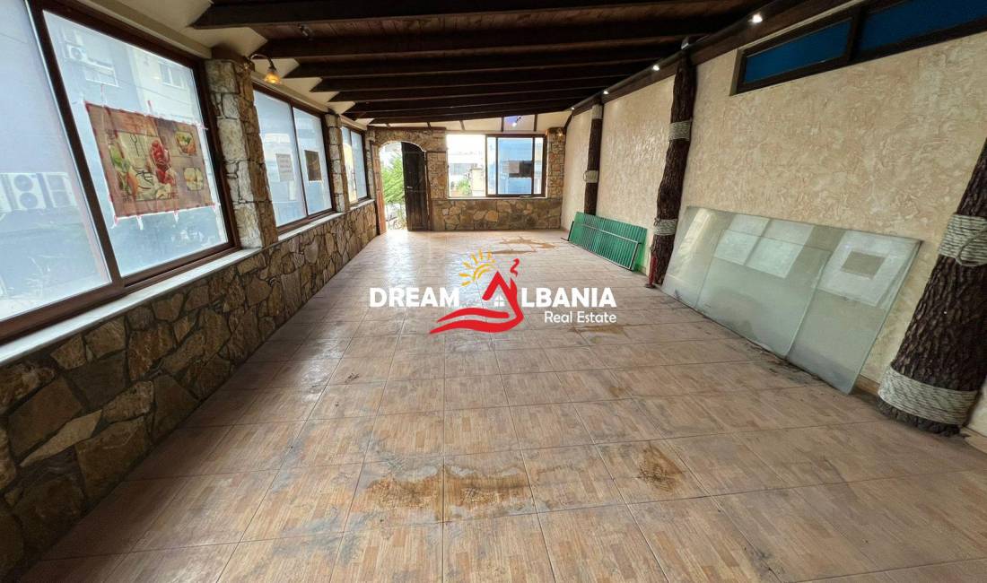 Ambient Biznesi ne shitje ne Porcelan, prane Klanit (ID 4161087)