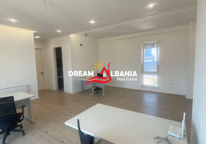 Zyre me qera prane 9-katesheve (ID 42611165)