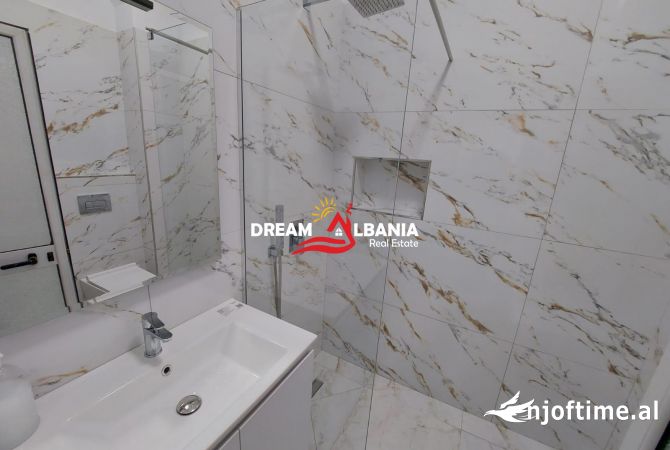 Jepet me qera ambient zyre 3+1 tek Shallvaret, prane Gjykates se Larte (ID 4261806)