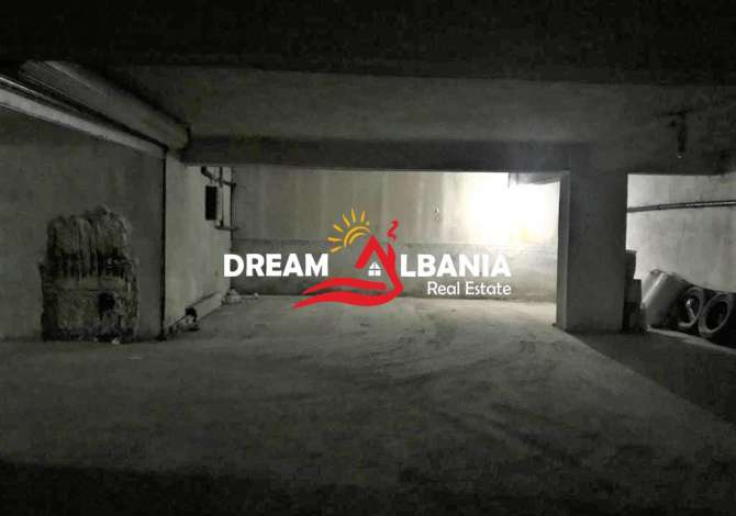 Business Property in Sale 4+1 in Tirana - 15,000 Euro