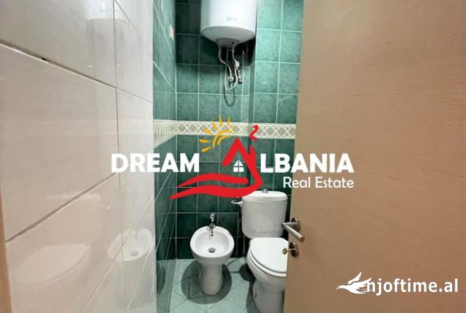 Business Property for Rent 3+1 in Tirana - 800 Euro