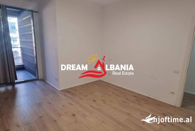 Business Property for Rent 3+1 in Tirana - 1,500 Euro
