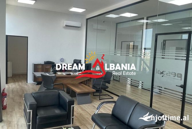 Ambient biznesi me qera 3+1 ne Tirane - 1,150 Euro