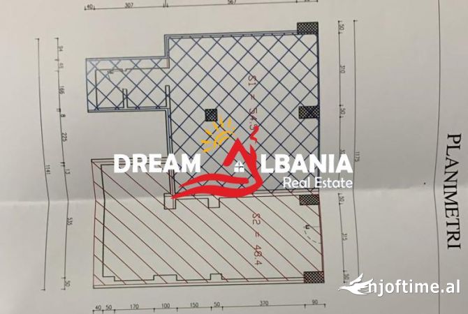 Ambiente Commerciale in Affitto 1+1 a Tirana - 450,000 Euro