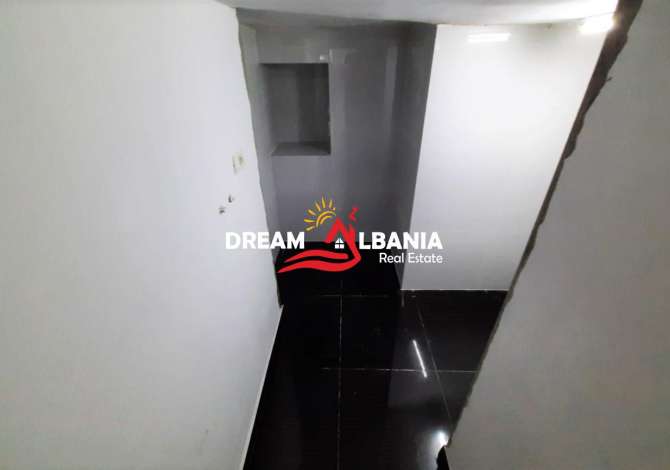 Business Property for Rent 1+1 in Tirana - 550 Euro