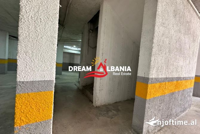 Business Property in Sale 4+1 in Tirana - 700,000 Euro