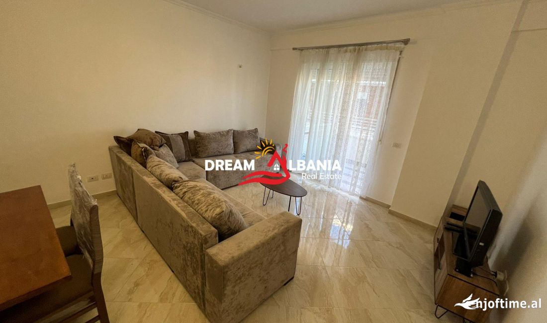 Shtepi me qera Apartament ne Tirane, 2+1, Mobilimi E mobiluar, Pagesa 420  Euro.