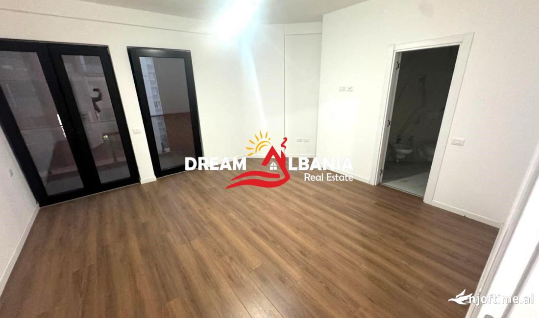 Zyre me qera ne rrugen e Dibres, prane Farmacise 10, ne Tirane (ID 42611157)