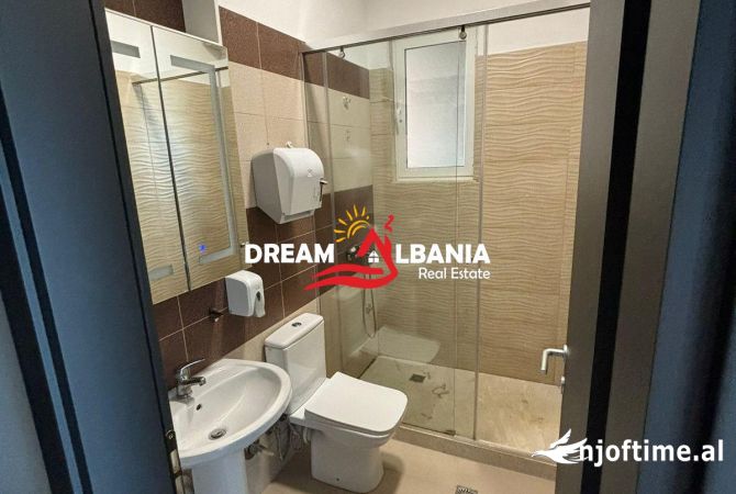 Kapanon me qera ne rrugen dytesore Vore (ID 4281250)