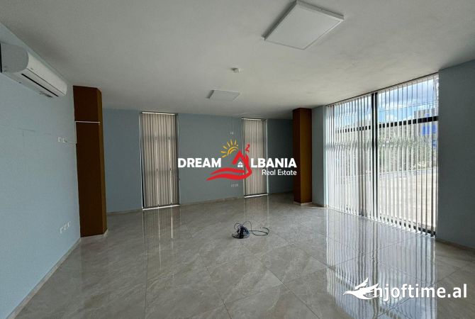 Kapanon me qera ne rrugen dytesore Vore (ID 4281250)