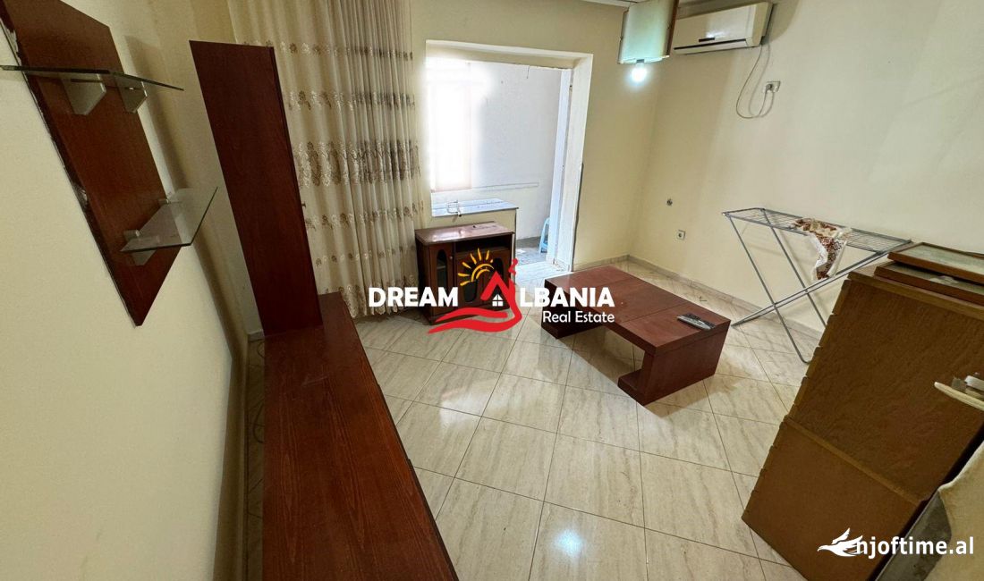 Shitet Ambient ( Ap 2+1 ) Ne Zonen e Inxhinieris se Ndertimit, prane Bar Kafe Oslo (ID 4171538)