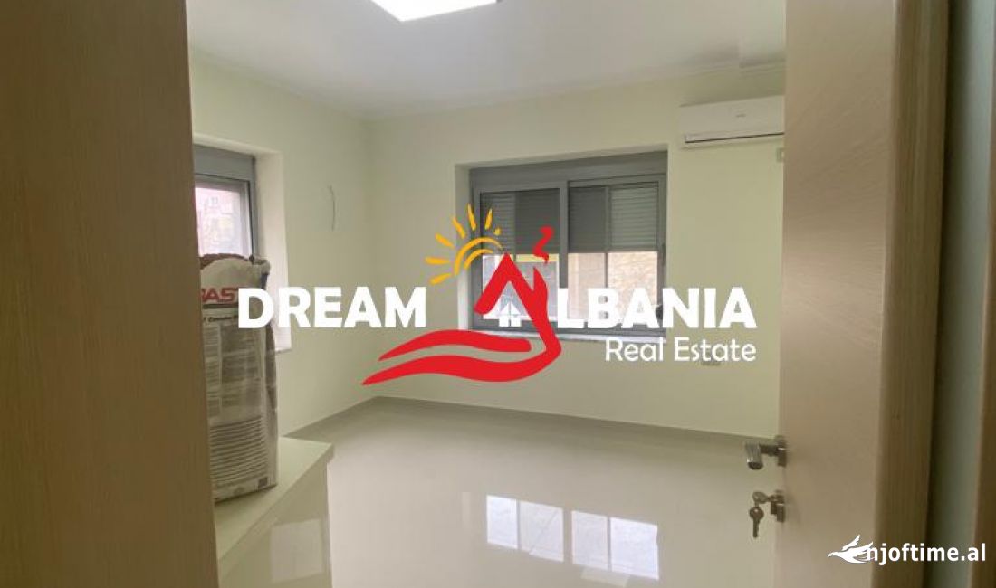 Apartament me qera 1+1 per zyra ne rrugen Hoxha Tahsim, prane Bar Oslo, Tirane (ID 42611144)