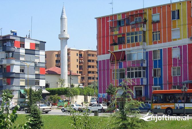 Business Property in Sale 4+1 in Tirana - 30,000 Euro