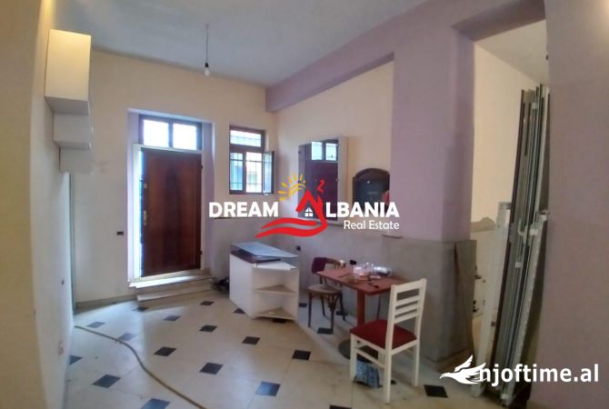 Business Property in Sale 1+1 in Tirana - 90,000 Euro