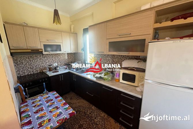 Shtepi ne shitje Apartament ne Tirane, 1+1, Mobilimi E mobiluar, Pagesa 100,000  Euro.