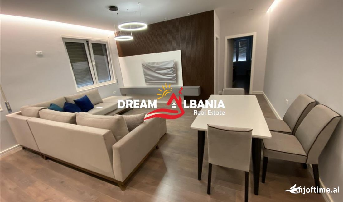 Shtepi me qera Apartament ne Tirane, 2+1, Mobilimi E mobiluar, Pagesa 800  Euro.