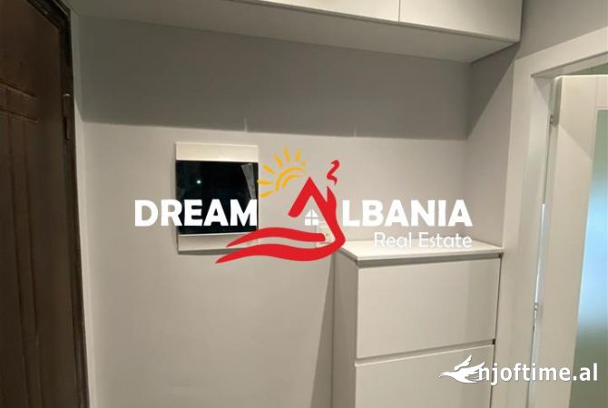 Shtepi me qera Apartament ne Tirane, 2+1, Mobilimi E mobiluar, Pagesa 800  Euro.