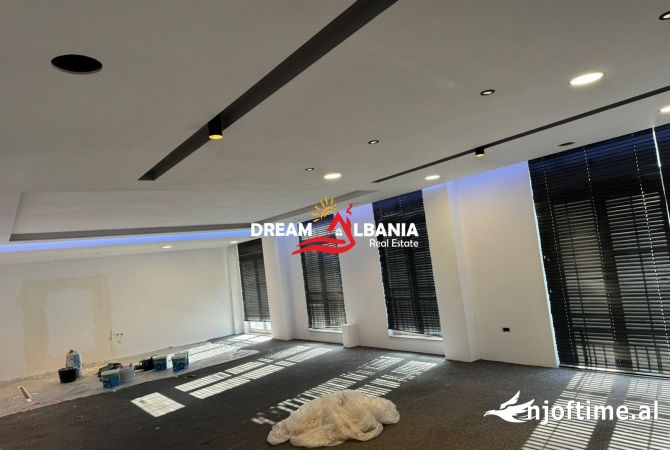 Ambjent per zyra me qera te rruga 5 Maji prane Concord Center (ID 42611182).