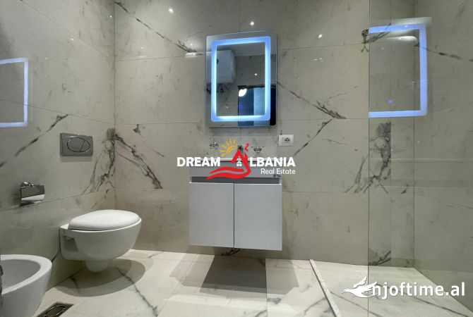 Shtepi me qera Apartament ne Tirane, 1+1, Mobilimi E mobiluar, Pagesa 800  Euro.