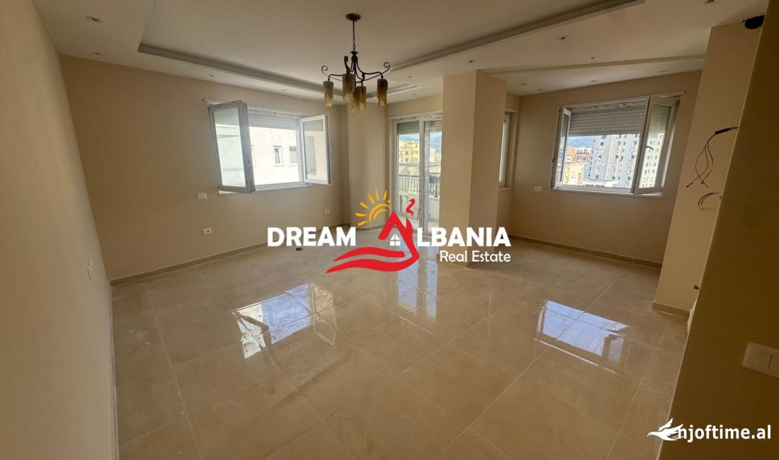 Jepet me qera apartament 1+1 per zyra ose banim, ne rrugen Mine Peza prane LeBon (ID 42111208)