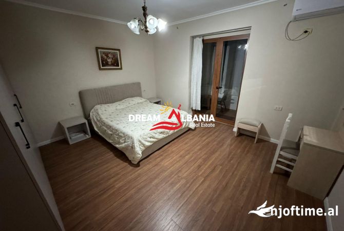 Shtepi me qera Apartament ne Tirane, 2+1, Mobilimi E mobiluar, Pagesa 650  Euro.