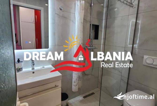 Shitet Apartament i pershtatur Hotel ne Qender te Tiranes, rruga e Kavajes (ID 4101872)