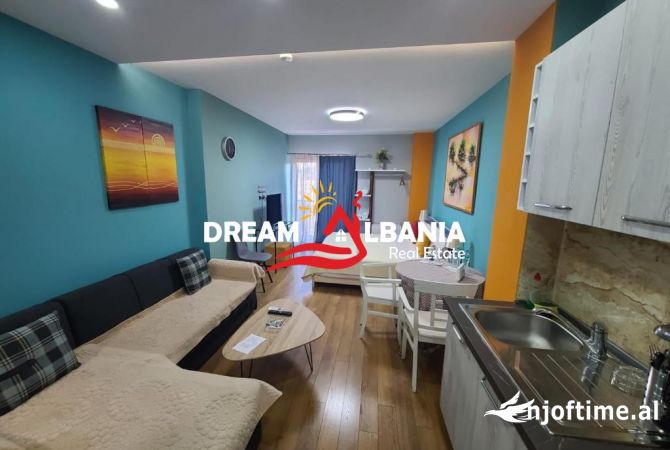 Shitet Apartament i pershtatur Hotel ne Qender te Tiranes, rruga e Kavajes (ID 4101872)